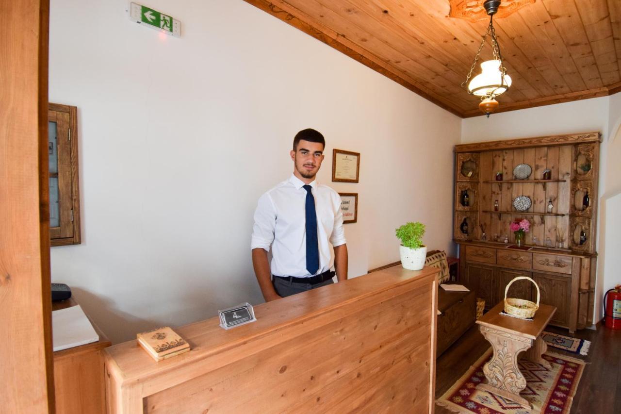 4Rooms Hotel Гірокастра Екстер'єр фото