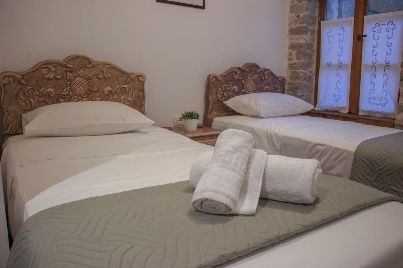 4Rooms Hotel Гірокастра Екстер'єр фото